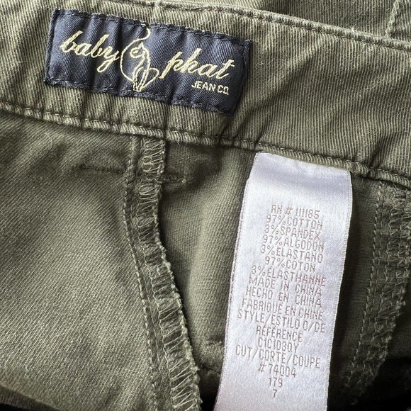 Vintage Baby Phat Y2K Bratz Olive Army Green Low Rise Cargo Ankle Zip Pants Sz 7 - Picture 10 of 12